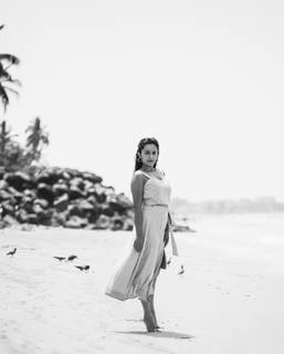 Apoorva Arora feet photo 1