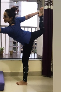 Apoorva Arora feet photo 14