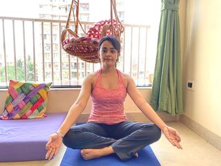 Apoorva Arora feet photo 4
