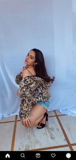 Apoorva Arora feet photo 19