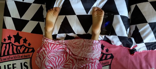 Apoorva Arora feet photo 6