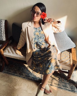 Apoorva Arora feet photo 1
