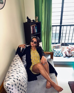 Apoorva Arora feet photo 17