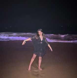 Apoorva Mukhija feet photo thumbnail