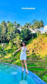 Apoorva Mukhija feet photo thumbnail