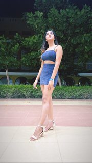 Apoorva Mukhija feet photo thumbnail