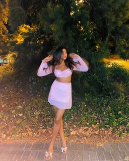 Apoorva Mukhija feet photo thumbnail