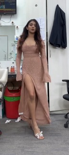 Apoorva Mukhija feet photo thumbnail