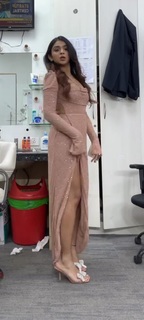 Apoorva Mukhija feet photo thumbnail