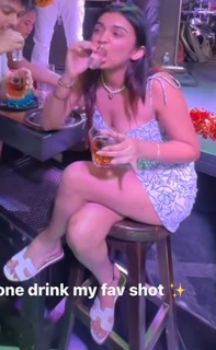 Apoorva Mukhija feet photo thumbnail