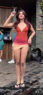 Apoorva Mukhija feet photo thumbnail