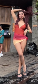 Apoorva Mukhija feet photo thumbnail