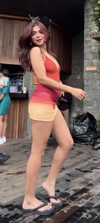 Apoorva Mukhija feet photo thumbnail