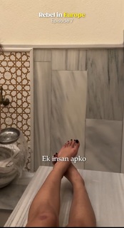 Apoorva Mukhija feet photo thumbnail