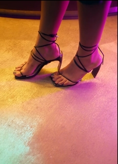 Apoorva Mukhija feet photo thumbnail