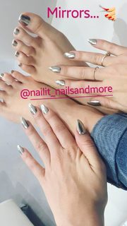 Apostolia Zoi feet photo thumbnail