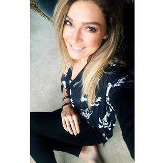 Apostolia Zoi feet photo thumbnail