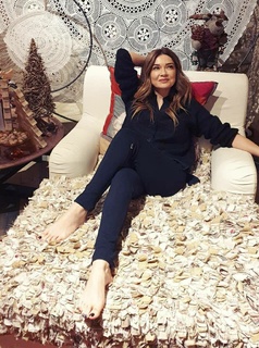 Apostolia Zoi feet photo thumbnail