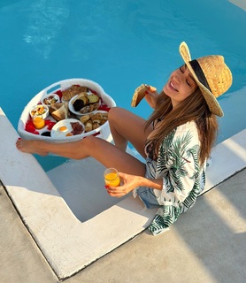 Apostolia Zoi feet photo thumbnail