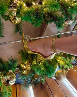 Apostolia Zoi feet photo thumbnail