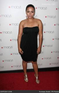 April Hernandez Castillo feet photo 2