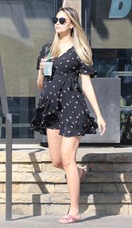 April Love Geary feet photo 7