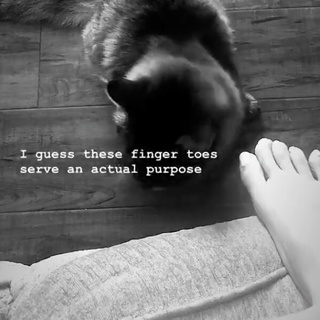 April Love Geary feet photo 17