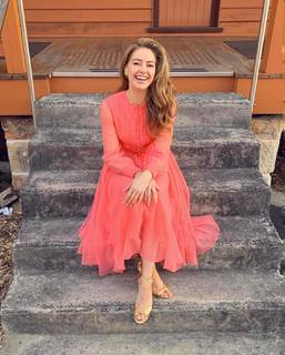 April Rose Pengilly feet photo 4