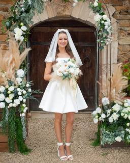 April Rose Pengilly feet photo 19