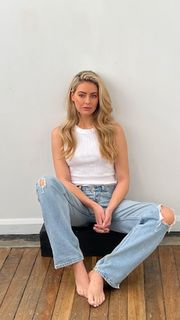 April Rose Pengilly feet photo 10