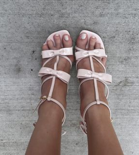 April Rose Pengilly feet photo 8