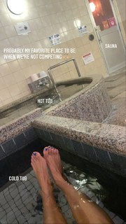 April Ross feet photo 7