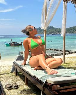 Ara Queen Bae feet photo 13