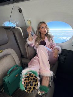 Ara Queen Bae feet photo 10