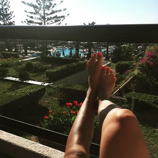 Arabella Chi feet photo 4