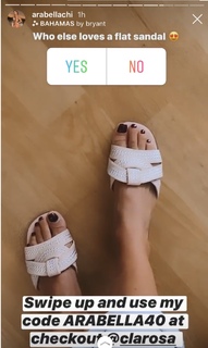 Arabella Chi feet photo 8