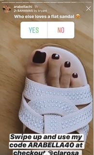 Arabella Chi feet photo 7