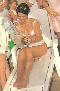 Araceli González feet photo 14