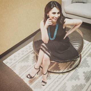 Araksya Karapetyan feet photo thumbnail