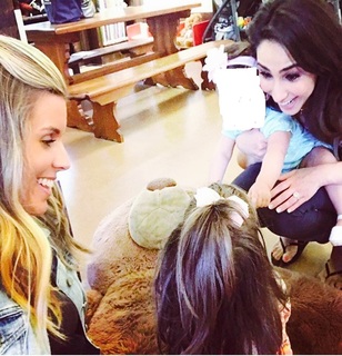 Araksya Karapetyan feet photo thumbnail