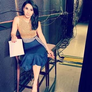 Araksya Karapetyan feet photo thumbnail