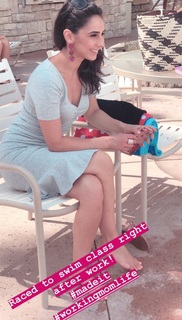 Araksya Karapetyan feet photo thumbnail