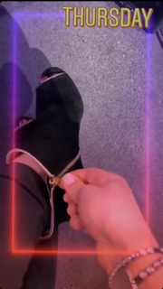 Araksya Karapetyan feet photo thumbnail