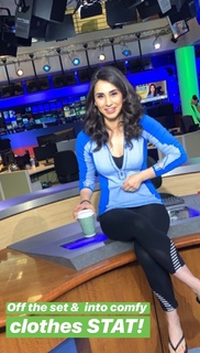 Araksya Karapetyan feet photo thumbnail