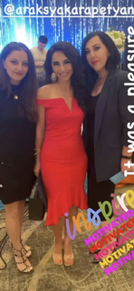 Araksya Karapetyan feet photo thumbnail