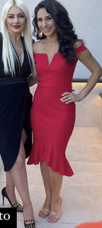 Araksya Karapetyan feet photo thumbnail