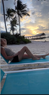 Araksya Karapetyan feet photo thumbnail