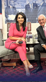 Araksya Karapetyan feet photo thumbnail