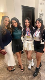 Araksya Karapetyan feet photo thumbnail