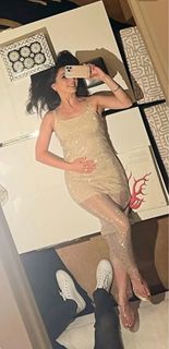 Araksya Karapetyan feet photo thumbnail